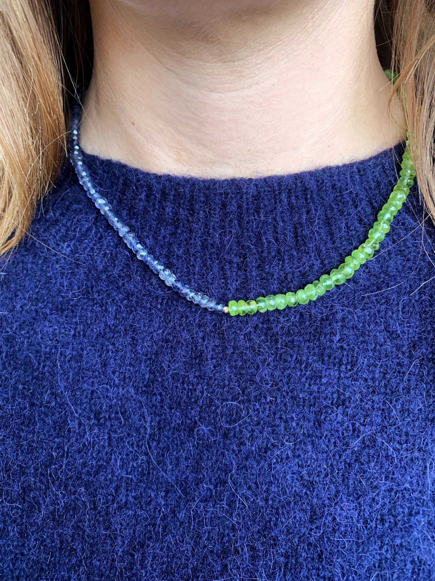 GEMSTONE NECKLACE - PERIDOTE + LOLITE